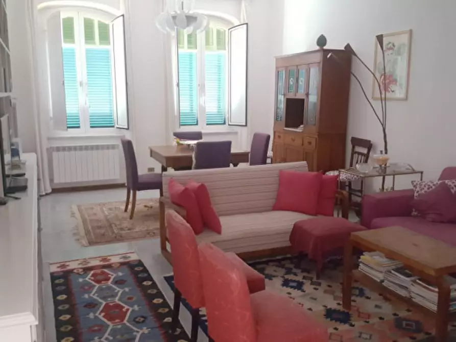 Immagine 30 di Villa in vendita  in viale mencacci a Anzio