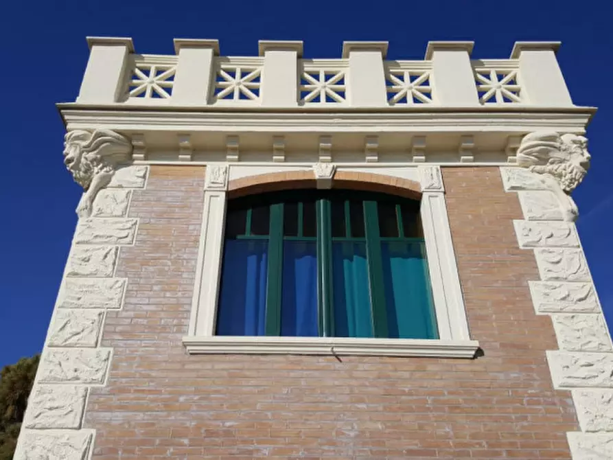 Immagine 42 di Villa in vendita  in viale mencacci a Anzio