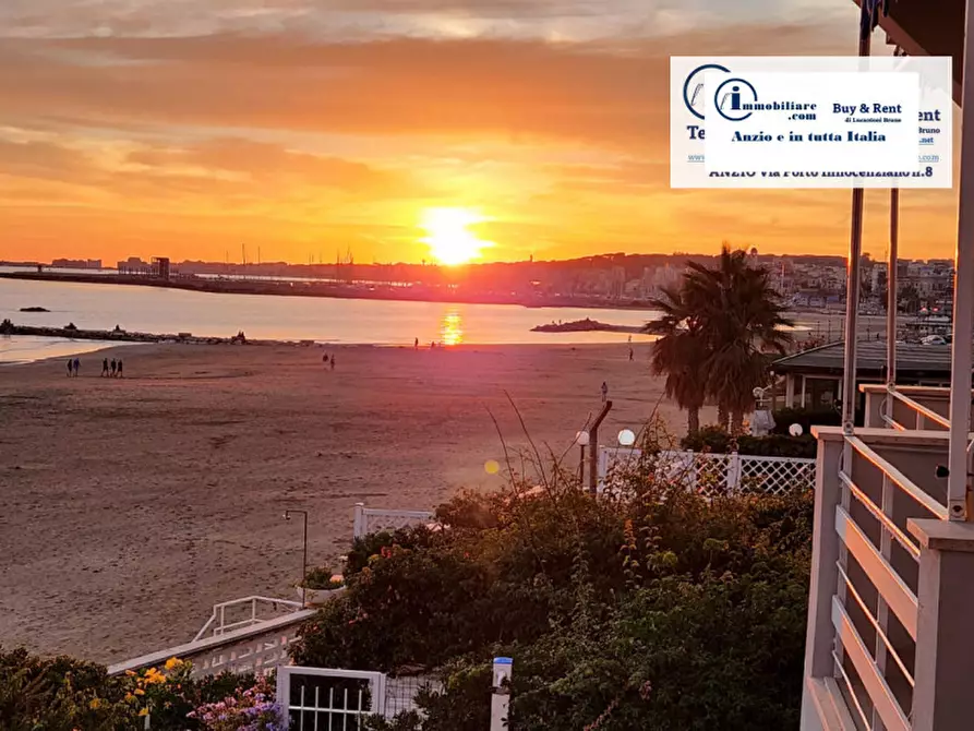 Immagine 1 di Appartamento in vendita  in VIA ANDREA DORIA a Nettuno