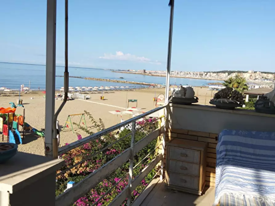 Immagine 11 di Appartamento in vendita  in VIA ANDREA DORIA a Nettuno