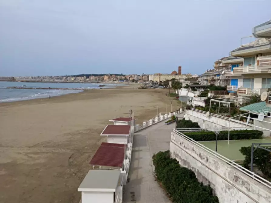 Immagine 13 di Appartamento in vendita  in VIA ANDREA DORIA a Nettuno