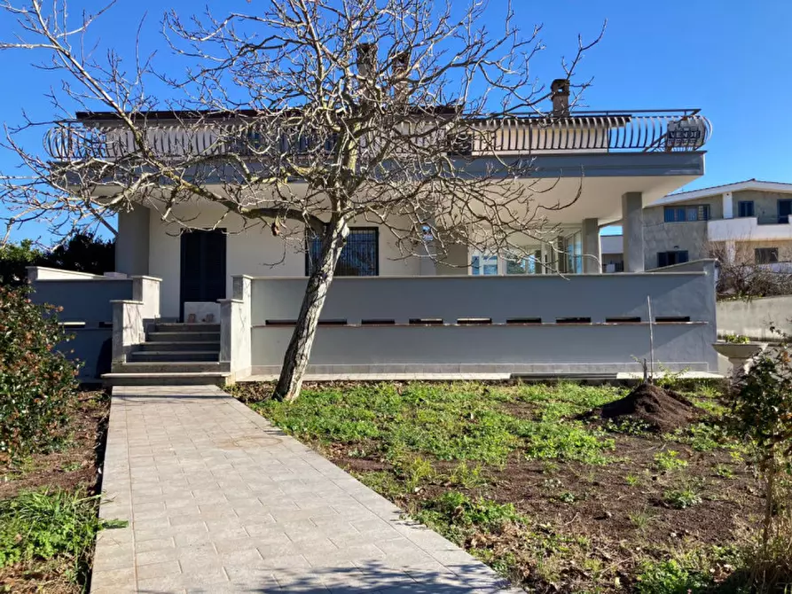 Immagine 9 di Villa in vendita  in VIA MONTASOLA a Nettuno