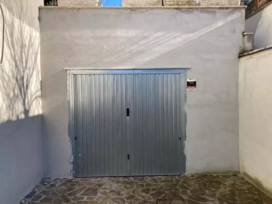Immagine 11 di Villa in vendita  in VIA MONTASOLA a Nettuno