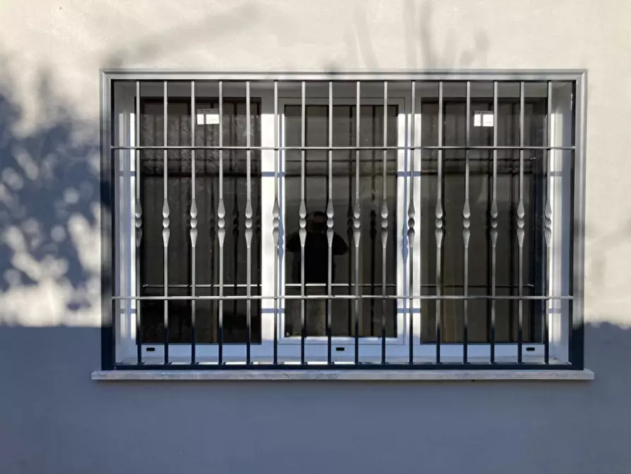 Immagine 12 di Villa in vendita  in VIA MONTASOLA a Nettuno