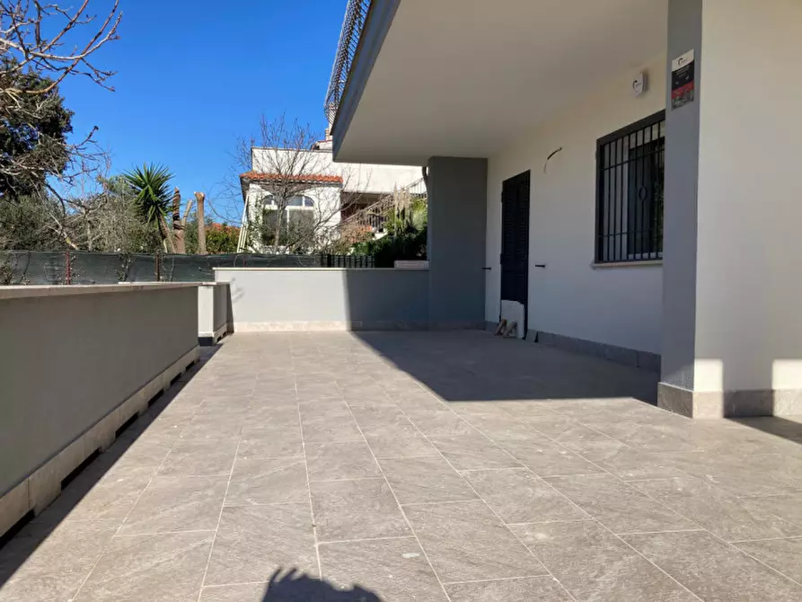 Immagine 20 di Villa in vendita  in VIA MONTASOLA a Nettuno