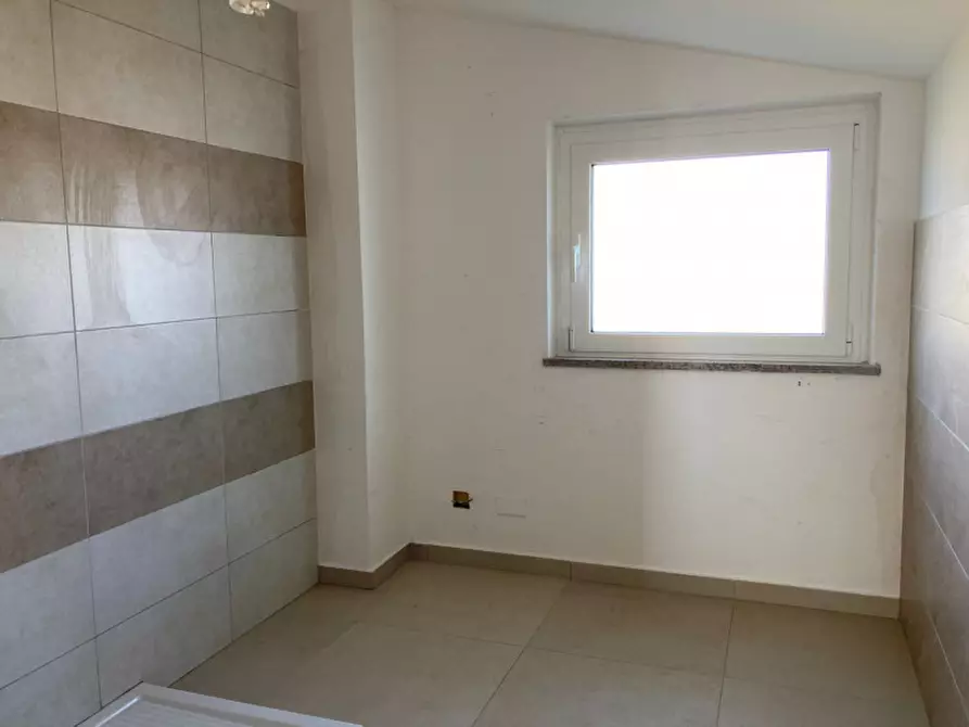 Immagine 44 di Villa in vendita  in VIA MONTASOLA a Nettuno