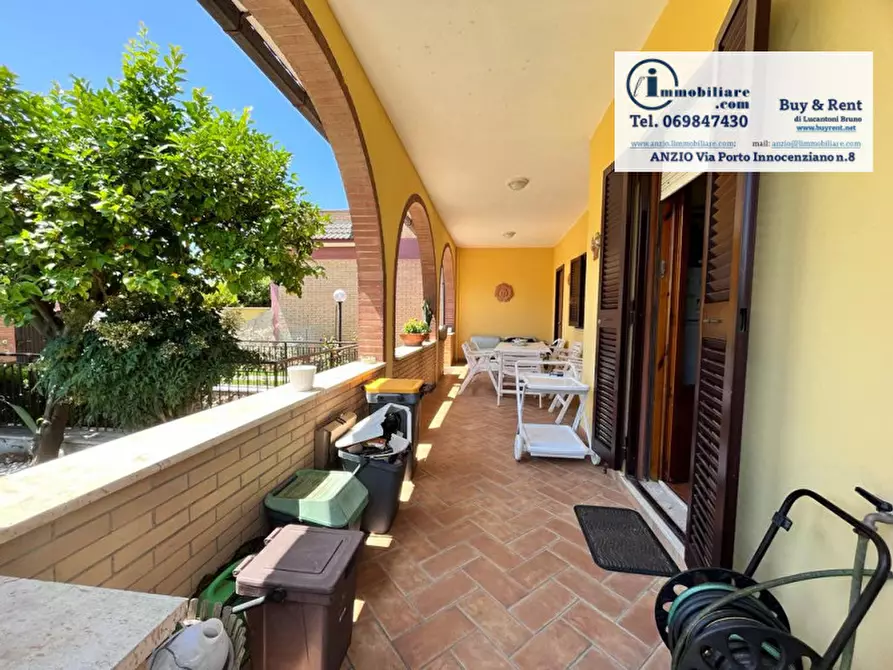 Immagine 5 di Casa trifamiliare in vendita  in Via Amaranto a Anzio