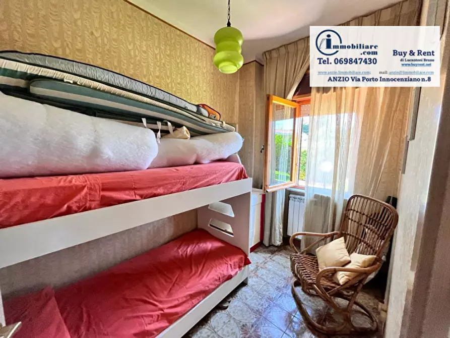 Immagine 13 di Casa trifamiliare in vendita  in Via Amaranto a Anzio