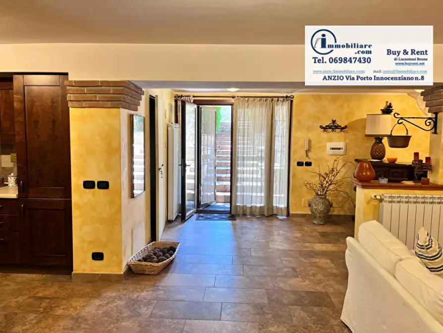 Immagine 20 di Casa trifamiliare in vendita  in Via Amaranto a Anzio