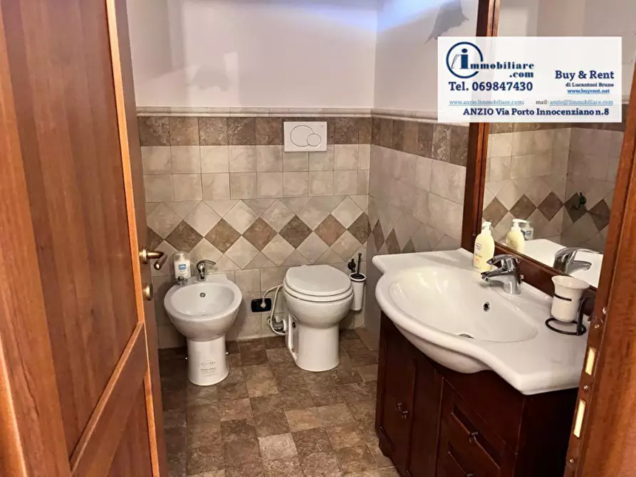 Immagine 25 di Casa trifamiliare in vendita  in Via Amaranto a Anzio