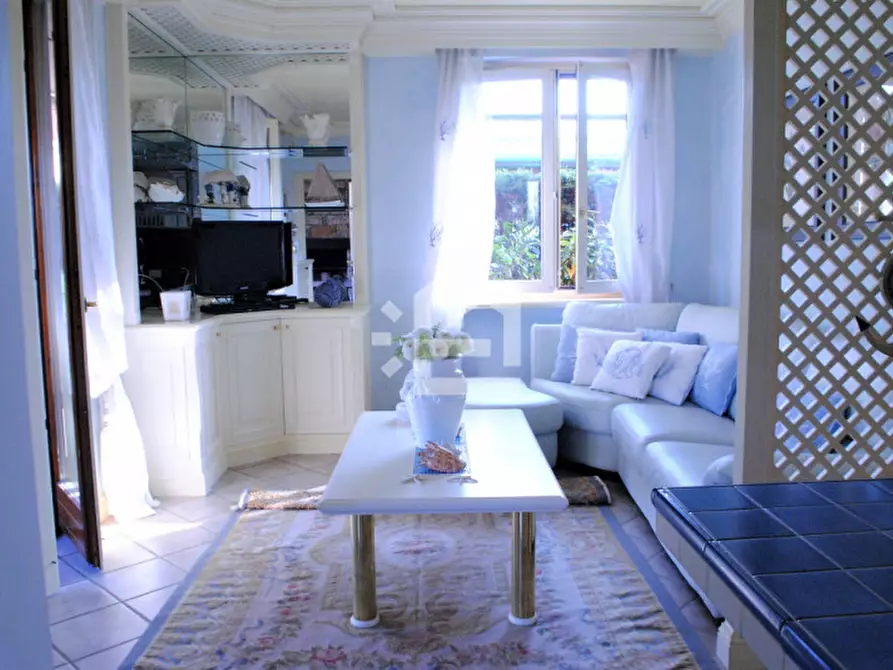 Immagine 9 di Appartamento in affitto  in via degli alpini a Manerba Del Garda