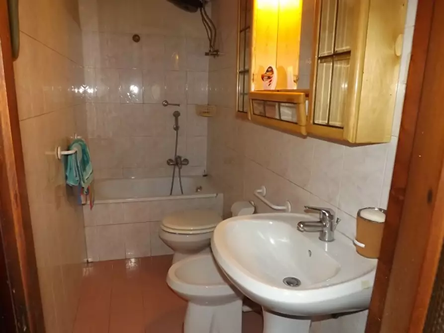 Immagine 10 di Villetta a schiera in vendita  a Ostra