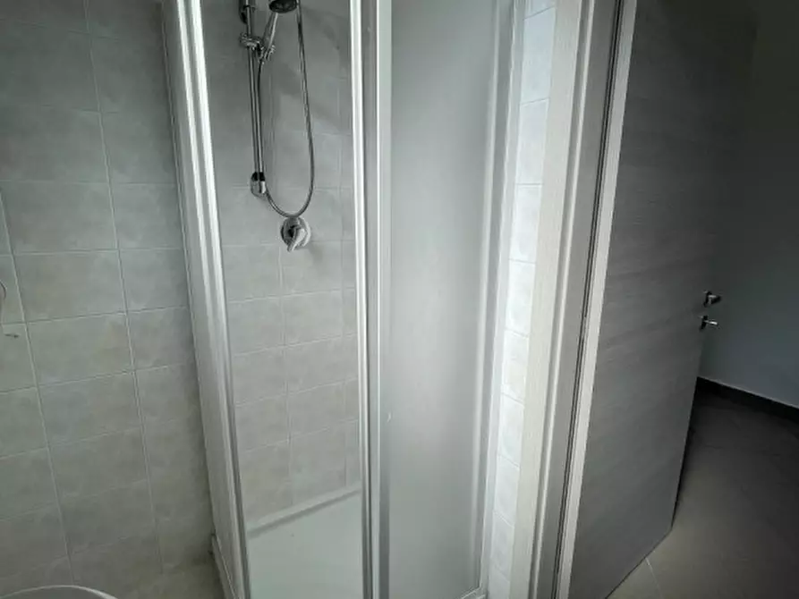 Immagine 11 di Laboratorio in affitto  in via pancheri a Trento