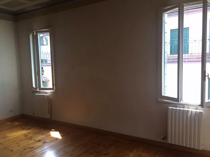 Immagine 34 di Appartamento in affitto  in via santa lucia a Padova