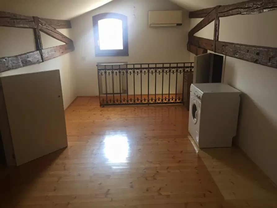 Immagine 46 di Appartamento in affitto  in via santa lucia a Padova