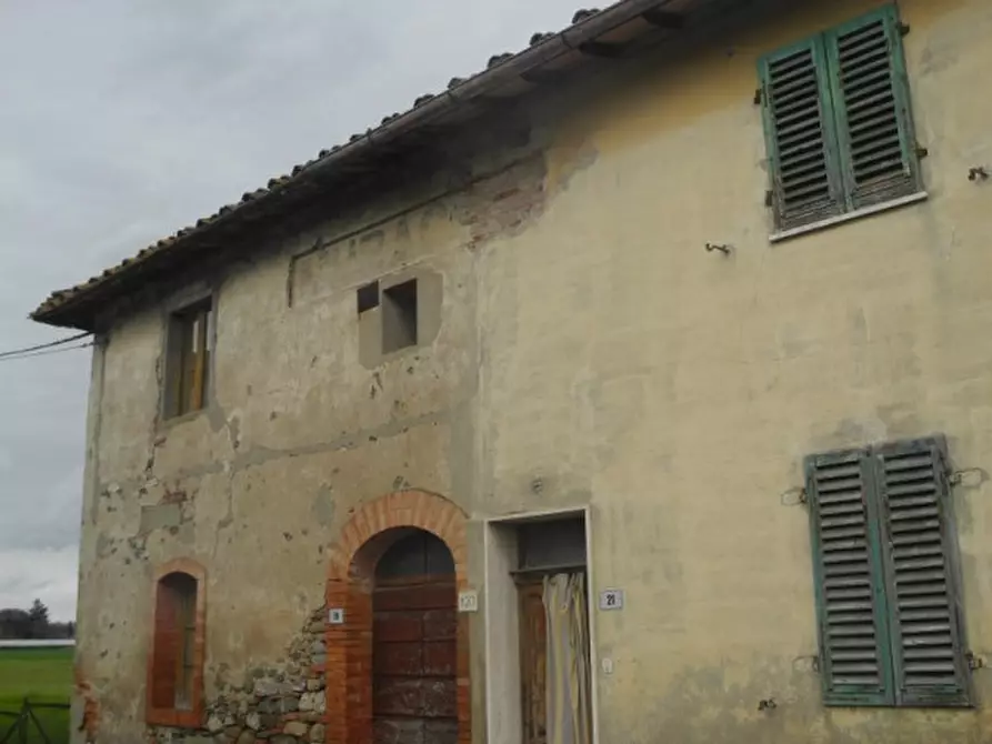 Immagine 2 di Rustico / casale in vendita  a Montevarchi