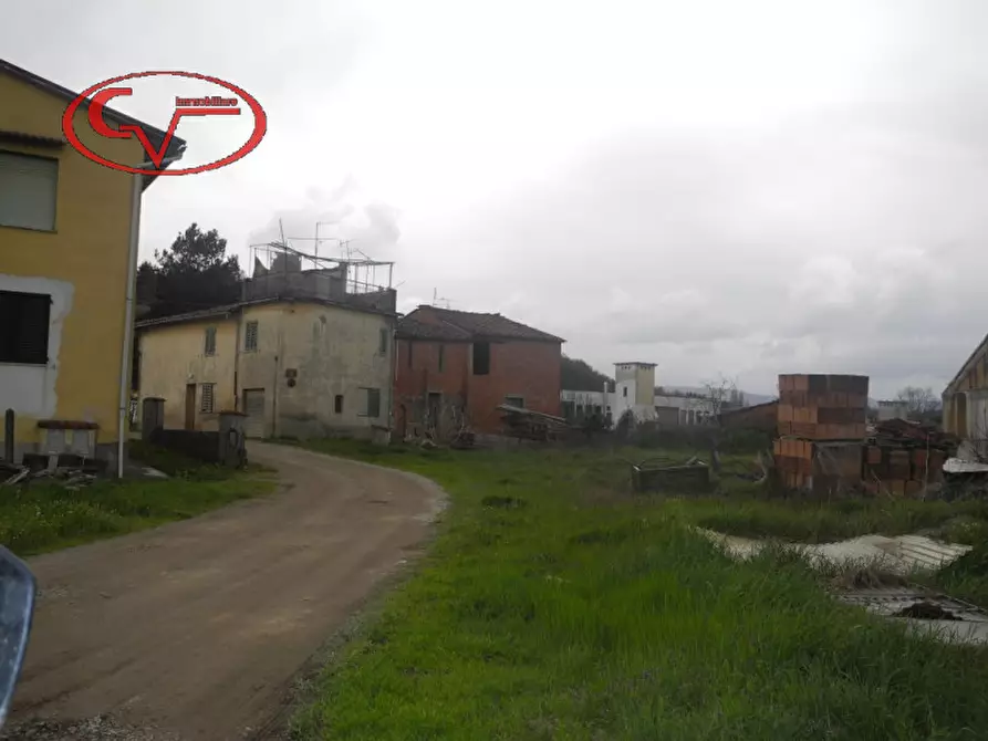 Immagine 6 di Rustico / casale in vendita  a Montevarchi