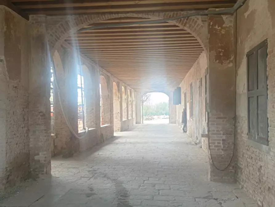 Immagine 12 di Villa in vendita  in sr 11 a Dolo