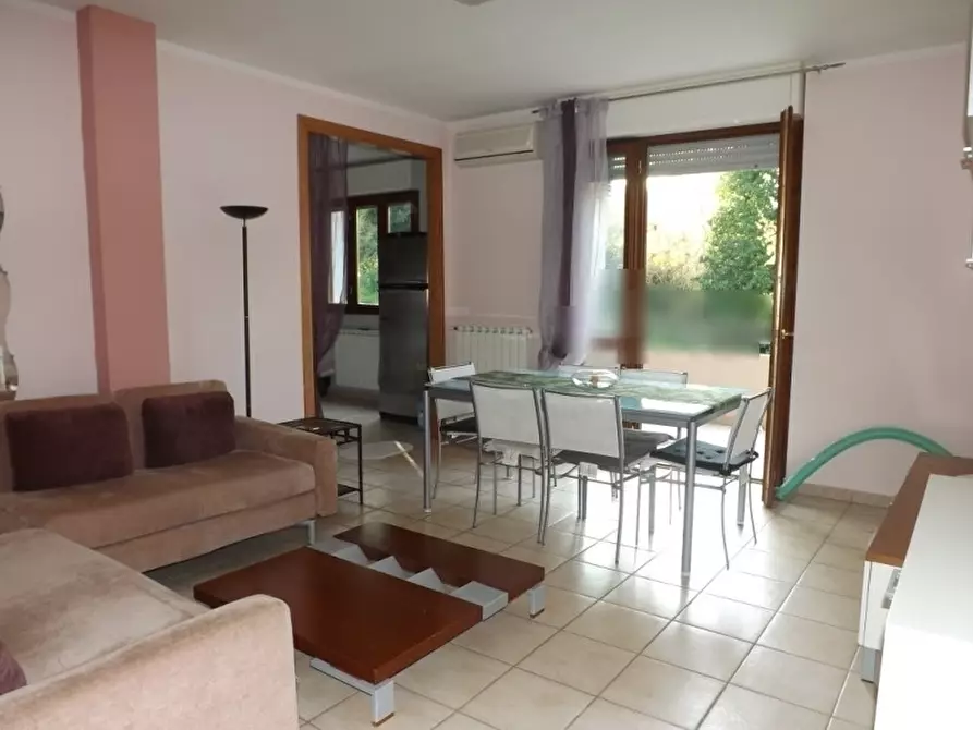 Immagine 7 di Appartamento in vendita  a Trecastelli