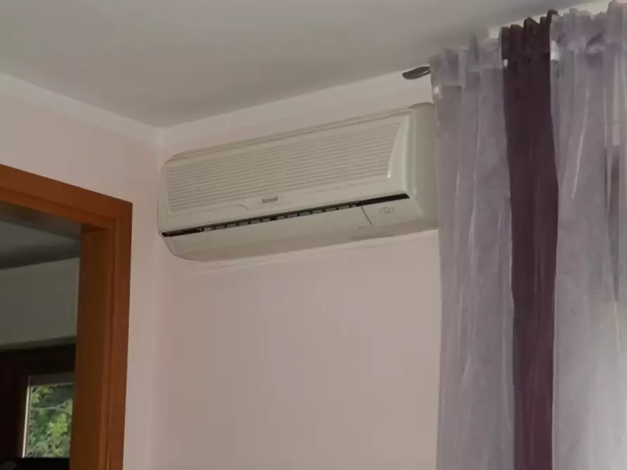 Immagine 15 di Appartamento in vendita  a Trecastelli