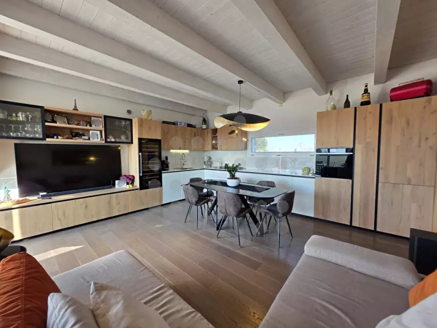 Immagine 2 di Attico in vendita  in Via San Pio X a Abano Terme