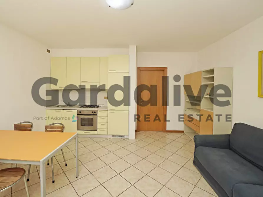 Immagine 10 di Appartamento in vendita  in Via repubblica a Manerba Del Garda