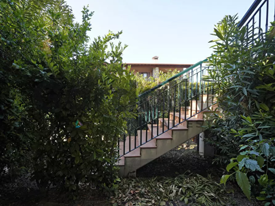 Immagine 22 di Appartamento in vendita  in Via repubblica a Manerba Del Garda