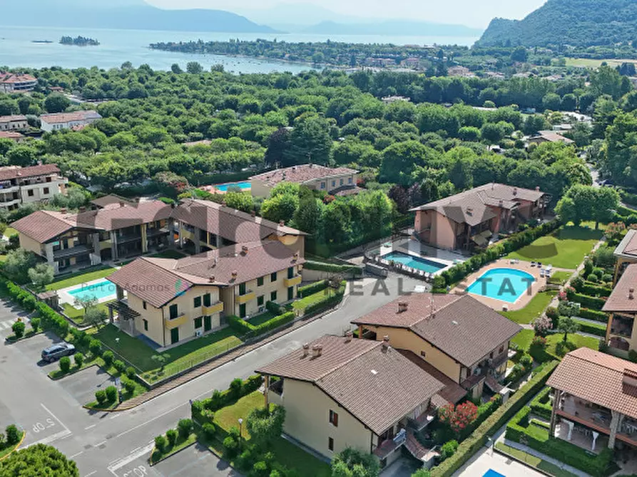 Immagine 28 di Appartamento in vendita  in Via repubblica a Manerba Del Garda
