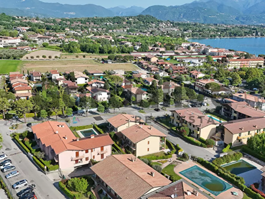 Immagine 34 di Appartamento in vendita  in Via repubblica a Manerba Del Garda