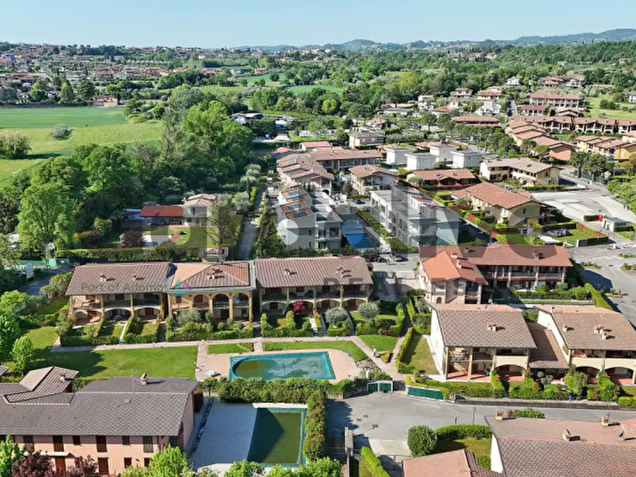 Immagine 39 di Appartamento in vendita  in Via repubblica a Manerba Del Garda