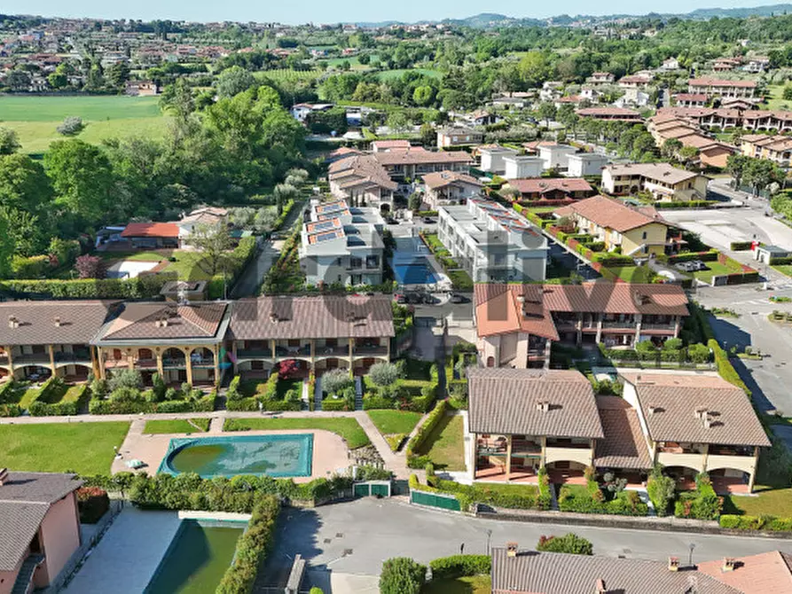 Immagine 42 di Appartamento in vendita  in Via repubblica a Manerba Del Garda