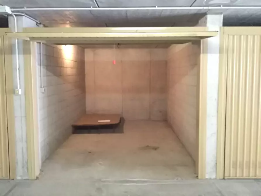 Immagine 4 di Garage in vendita  in via borgo san giovanni a Chioggia