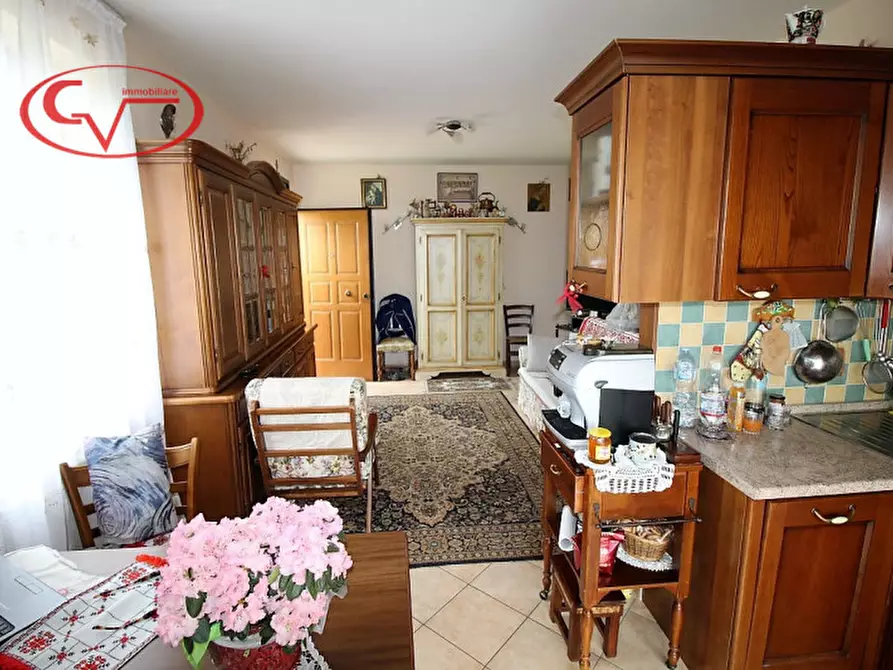 Immagine 2 di Villetta a schiera in vendita  in via giorgio la pira a Montevarchi