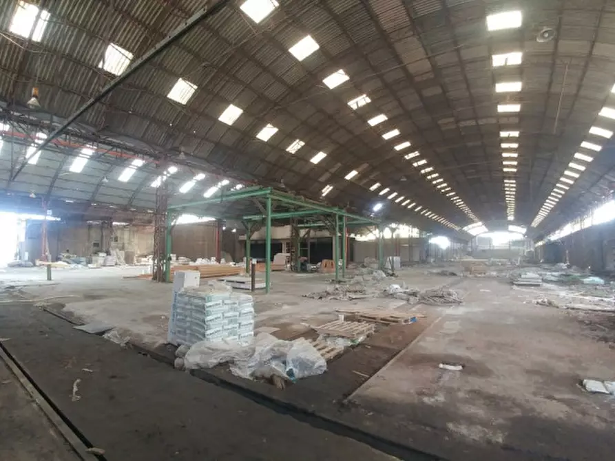 Immagine 3 di Capannone industriale in vendita  in VIA NAZIONALE GIAMMORO a Pace Del Mela