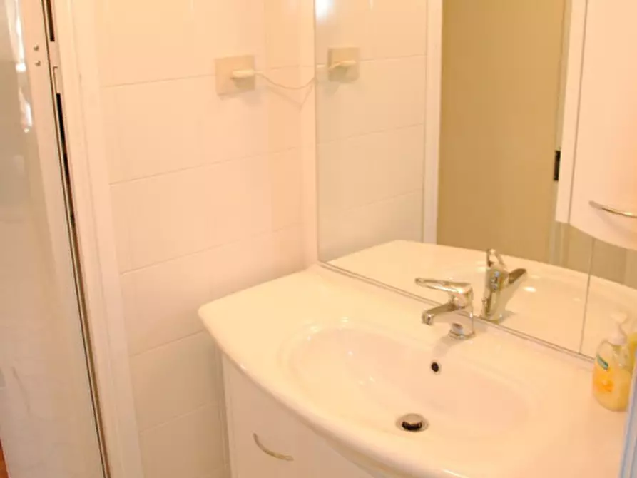 Immagine 11 di Ufficio in vendita  in via Vicenza a Camisano Vicentino