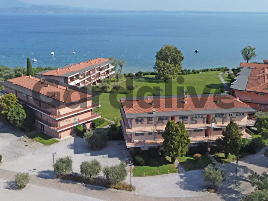 Immagine 19 di Appartamento in vendita  in Via Seselle a Manerba Del Garda