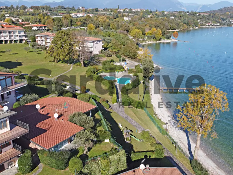 Immagine 25 di Appartamento in vendita  in Via Seselle a Manerba Del Garda