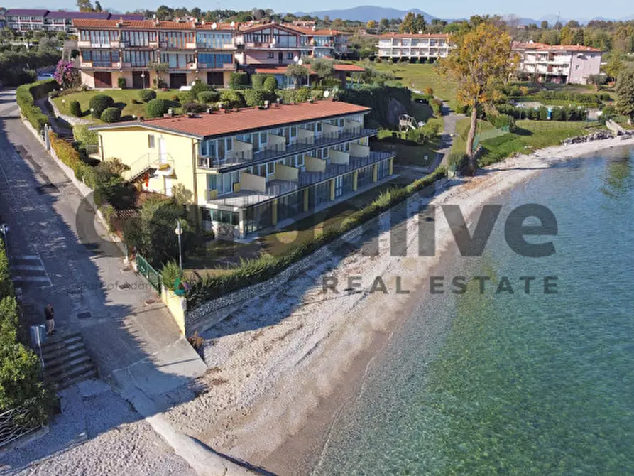 Immagine 31 di Appartamento in vendita  in Via Seselle a Manerba Del Garda