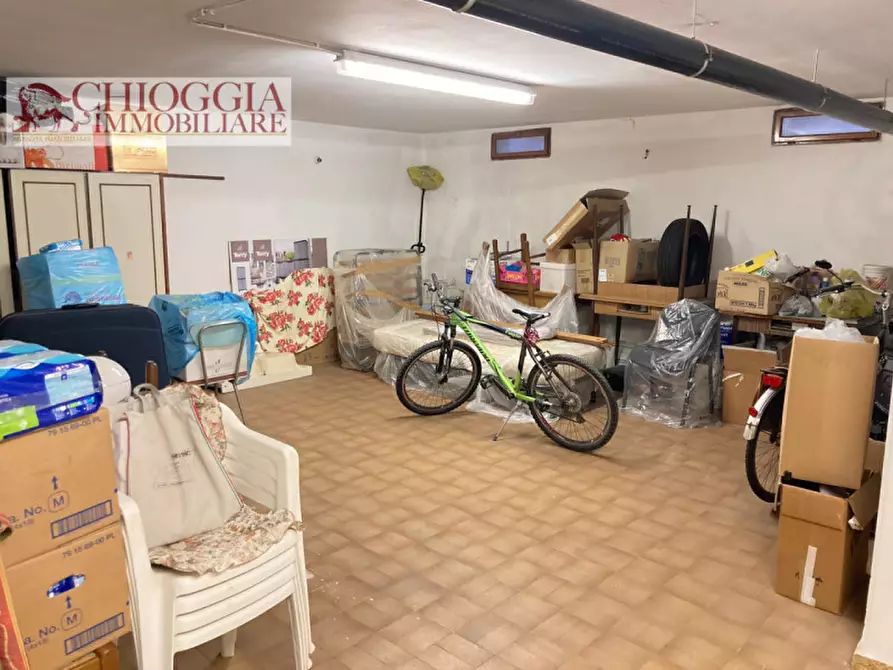 Immagine 2 di Magazzino in vendita  in Cristoforo Colombo a Chioggia