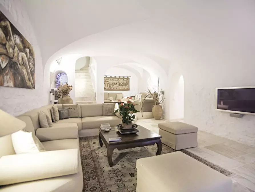 Immagine 4 di Casa indipendente in vendita  in VIA ROMANA 5 a Olbia