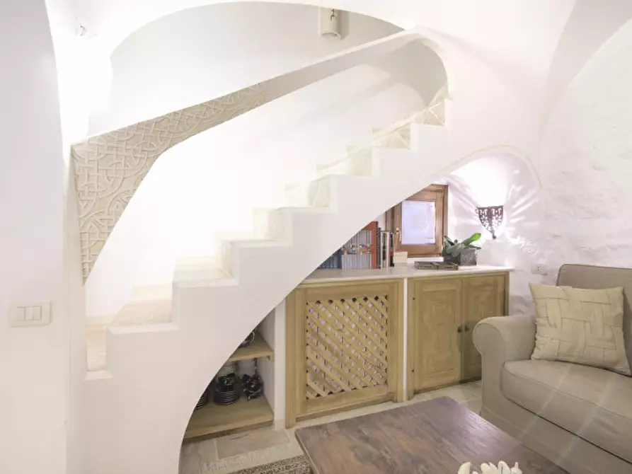 Immagine 6 di Casa indipendente in vendita  in VIA ROMANA 5 a Olbia