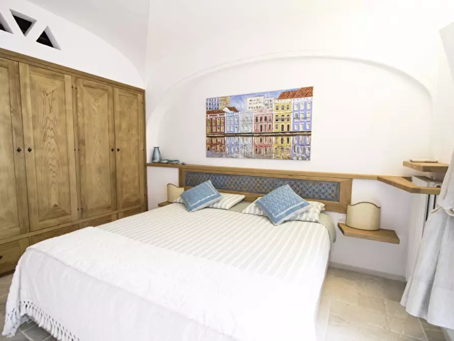 Immagine 17 di Casa indipendente in vendita  in VIA ROMANA 5 a Olbia