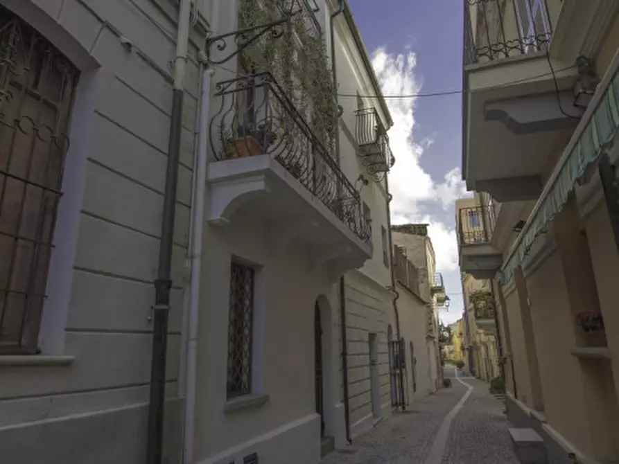 Immagine 37 di Casa indipendente in vendita  in VIA ROMANA 5 a Olbia