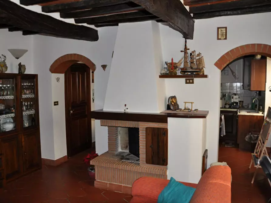 Immagine 2 di Appartamento in vendita  in Cicogna a Terranuova Bracciolini