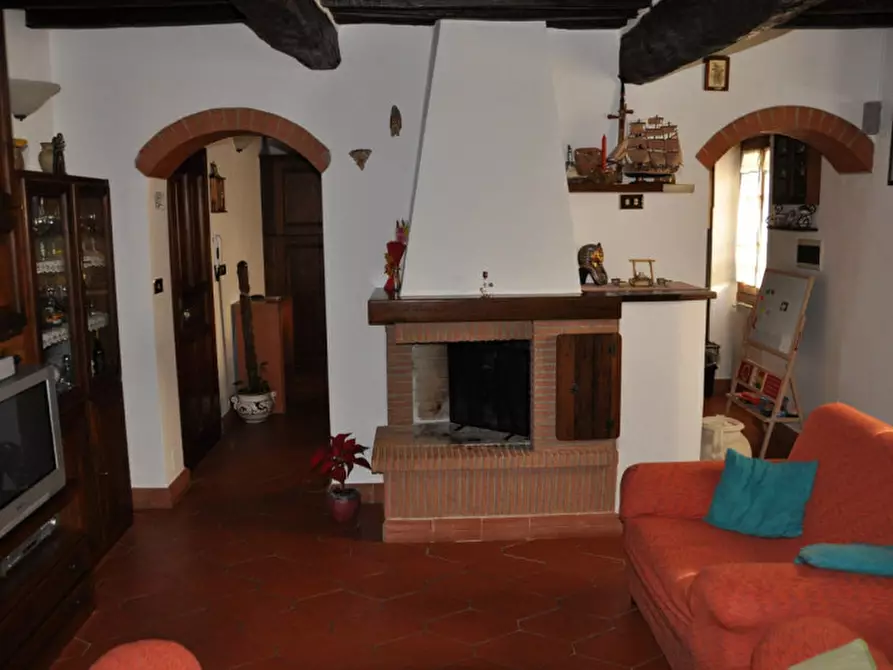 Immagine 3 di Appartamento in vendita  in Cicogna a Terranuova Bracciolini