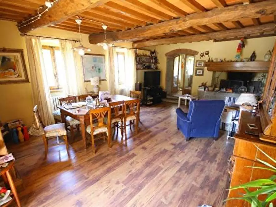 Immagine 6 di Rustico / casale in vendita  a Loro Ciuffenna