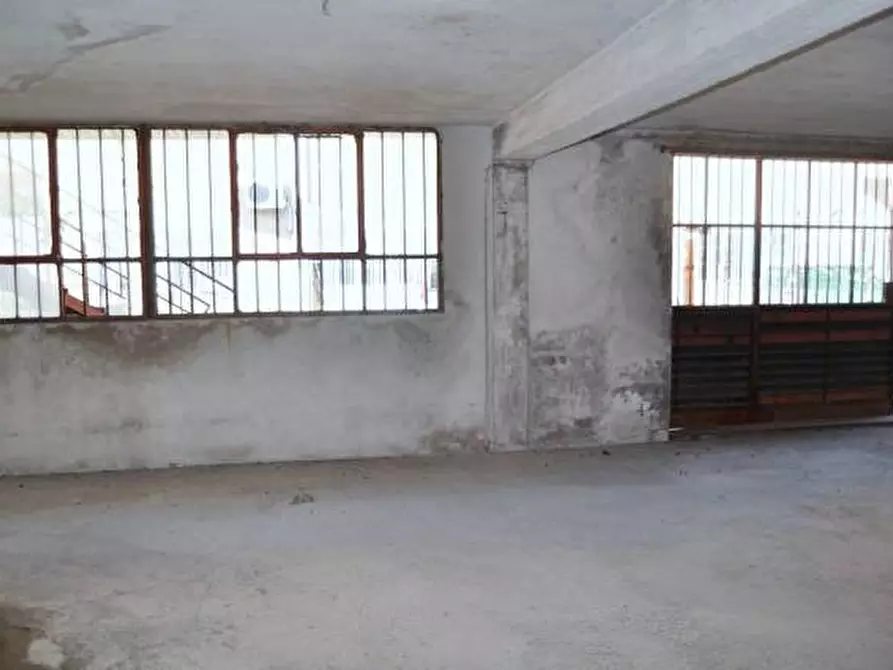 Immagine 4 di Magazzino in vendita  a San Giovanni Valdarno