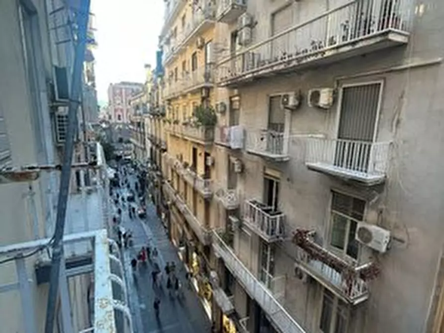 Immagine 16 di Appartamento in affitto  in Via Chiaia a Napoli