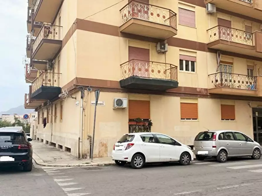 Immagine 1 di Appartamento in affitto  in Via Andrea Cesalpino a Palermo