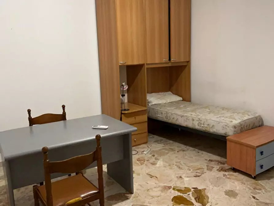 Immagine 15 di Appartamento in affitto  in Via Andrea Cesalpino a Palermo